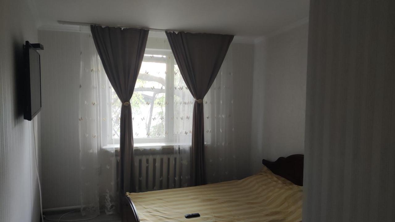 Хостел На Барахолки Almaty Exterior photo